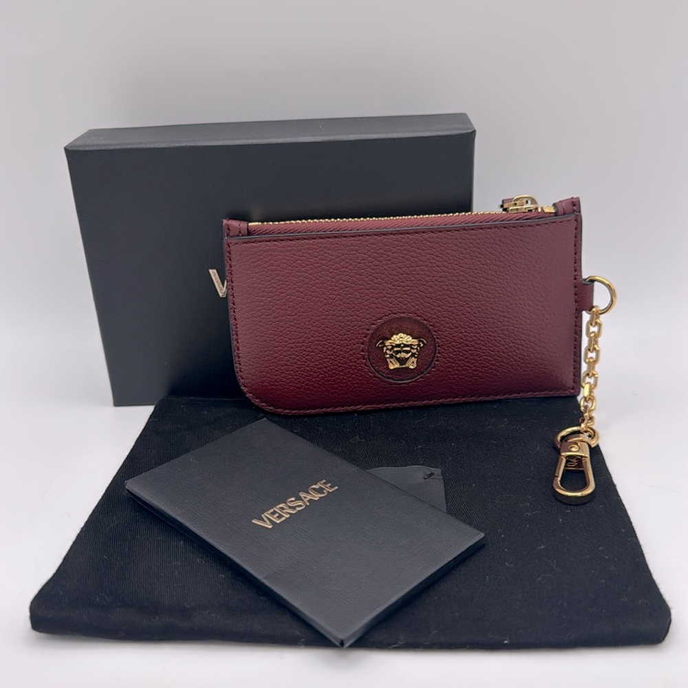 ‼️SOLD‼️VERSACE Grained Calfskin La Medusa Zip Card Case - Picture 3 of 11
